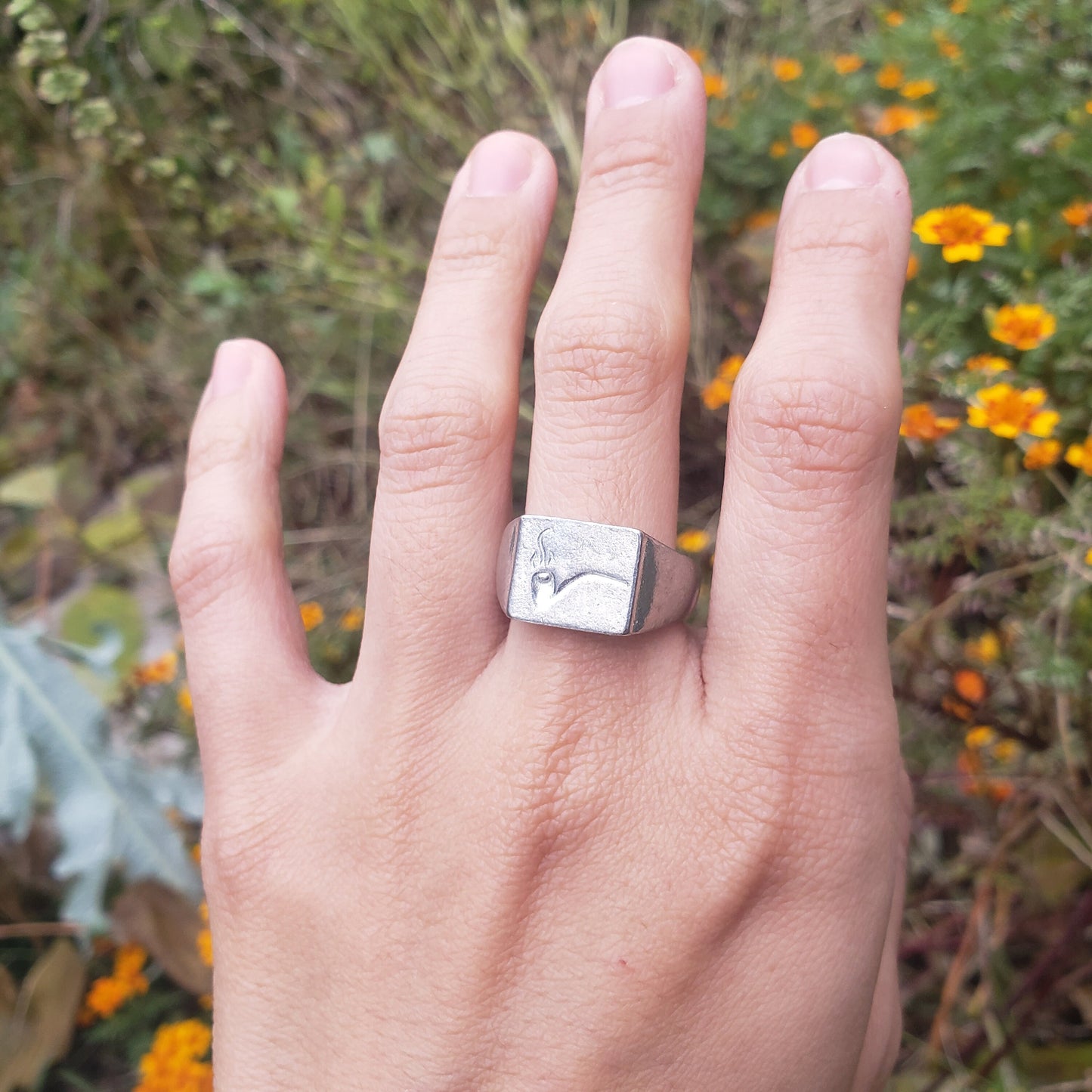Pipe wax seal signet ring