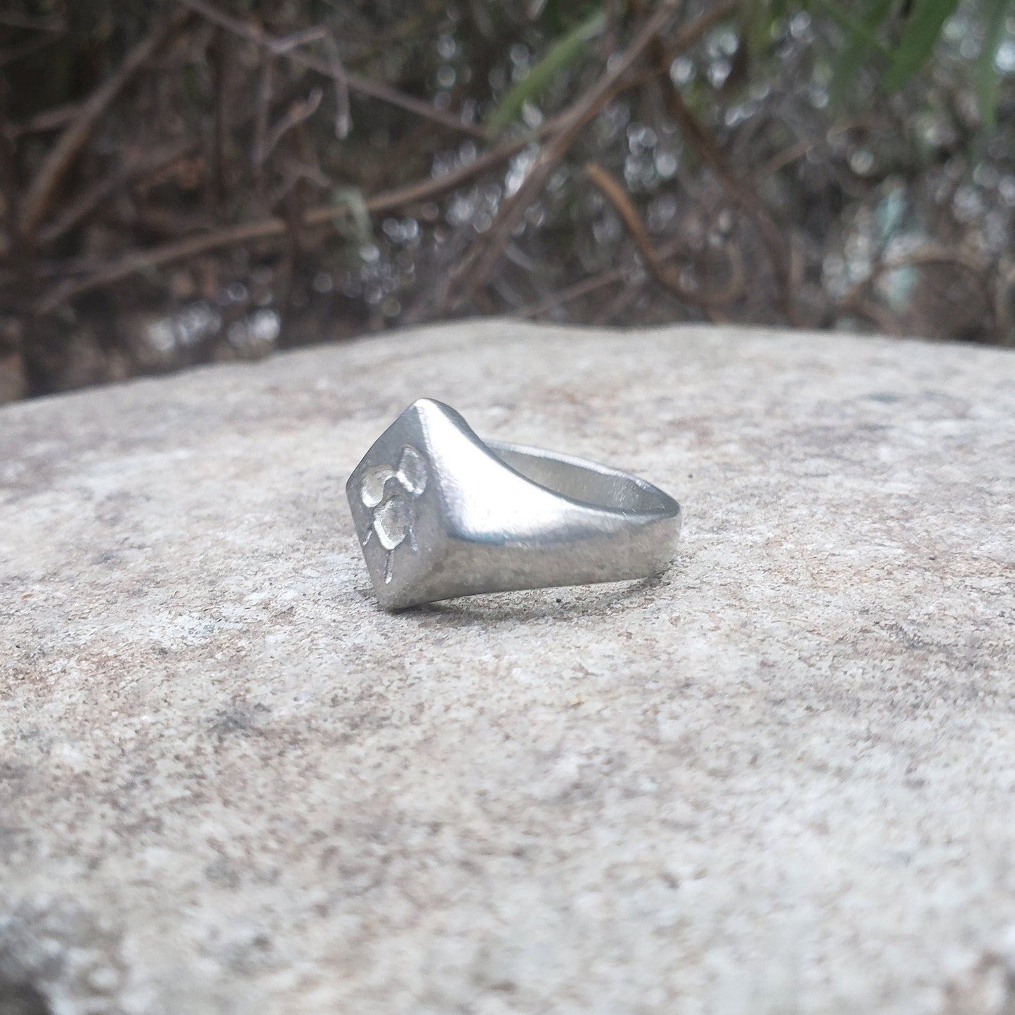 Desk wax seal signet ring