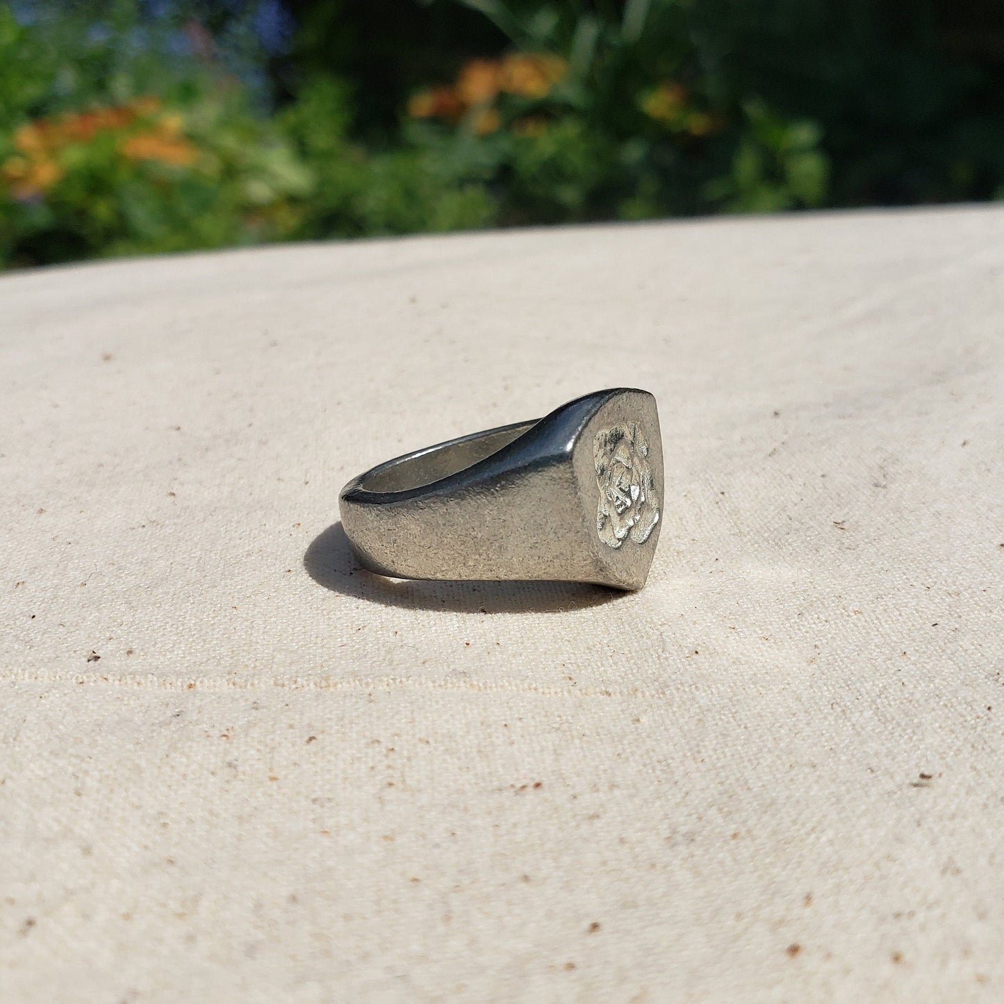 Cabbage wax seal signet ring