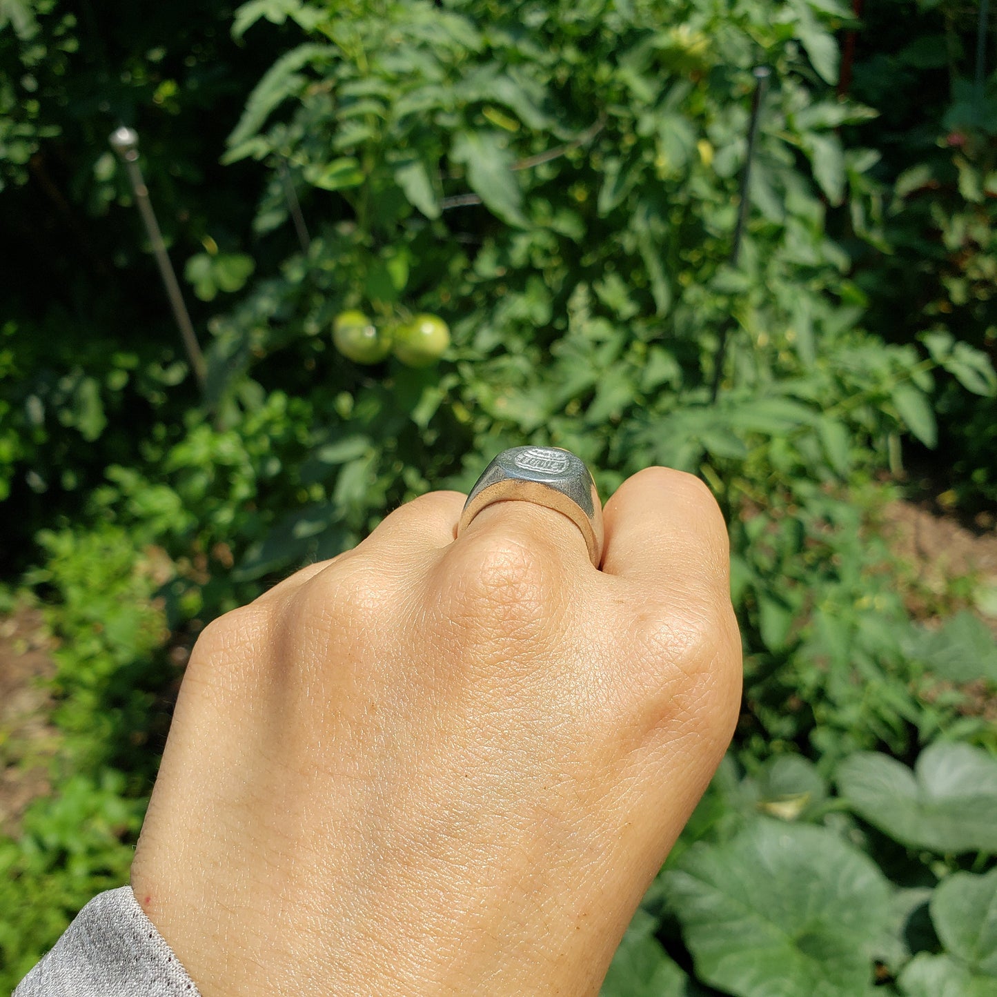 Barrel wax seal signet ring