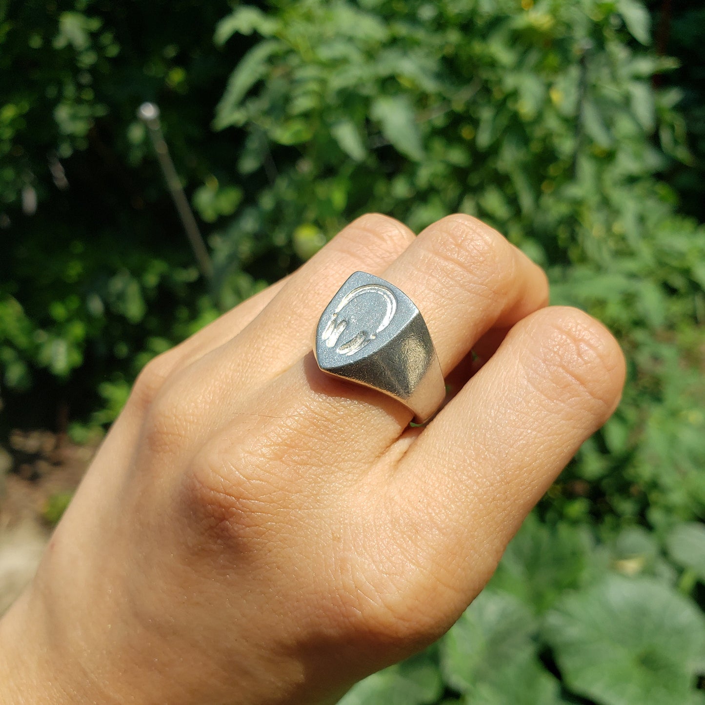 Headphones wax seal signet ring