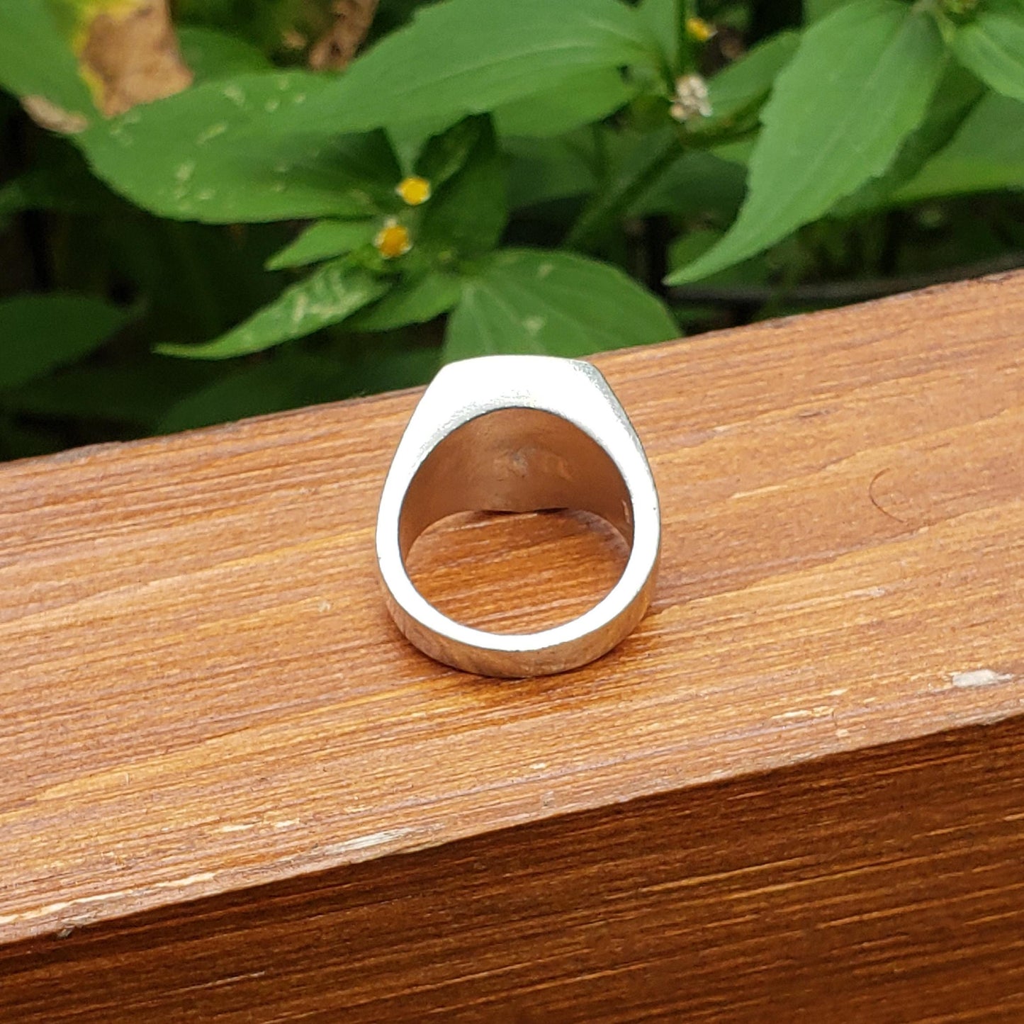 Headphones wax seal signet ring