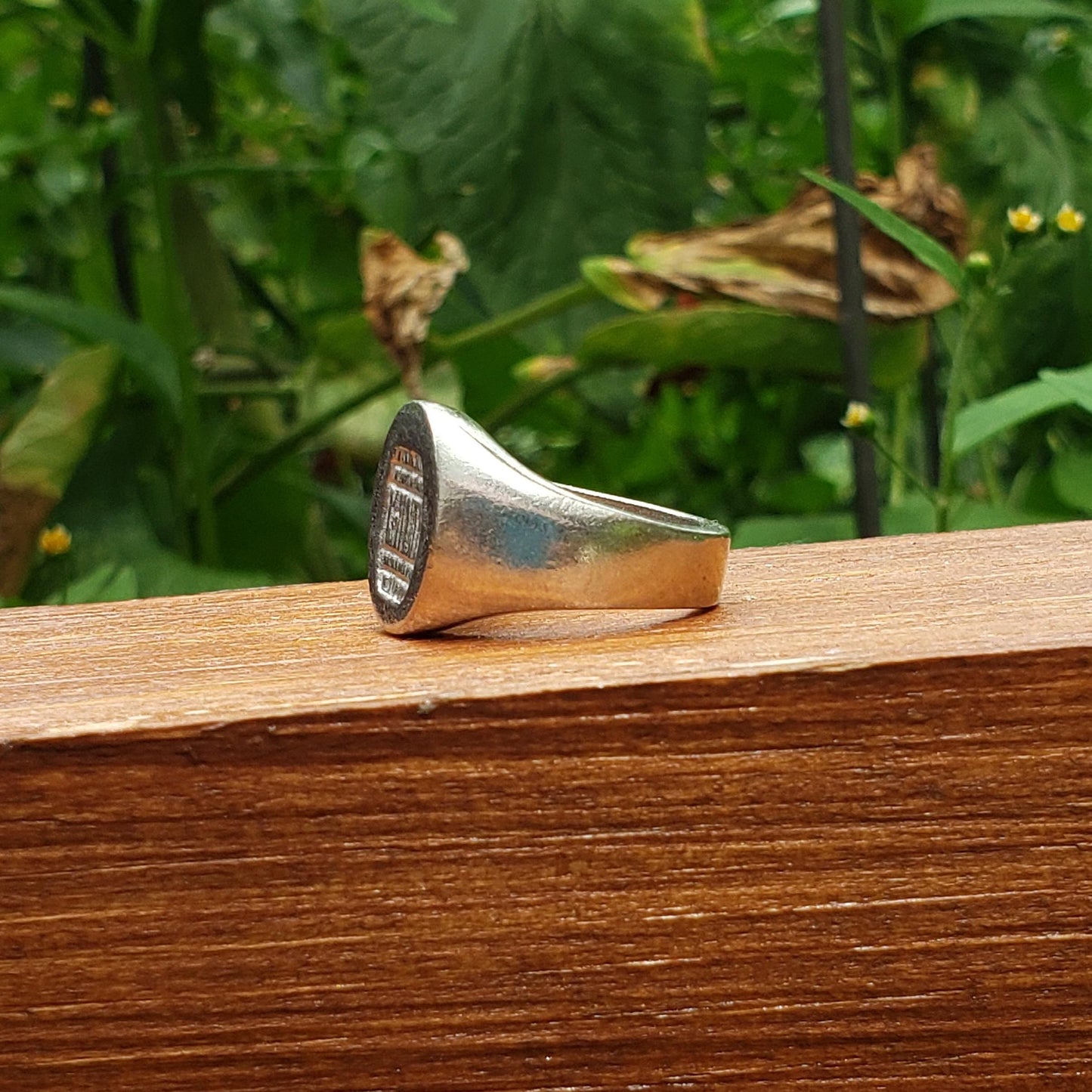 Barrel wax seal signet ring