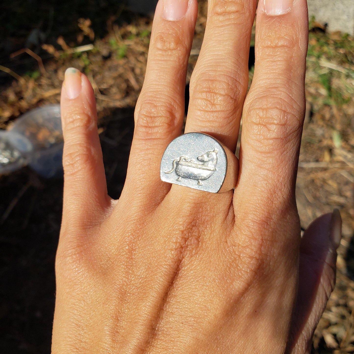 Bath mouse wax seal signet ring