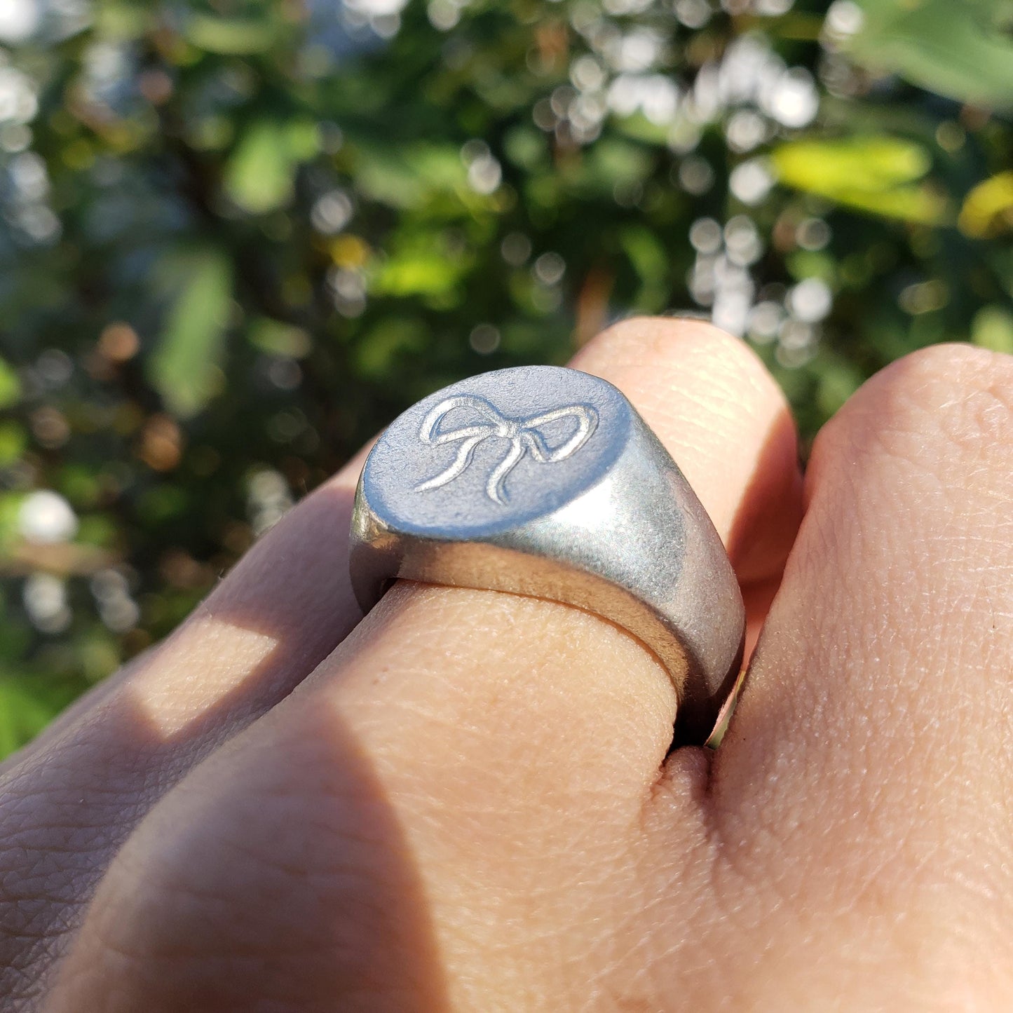String bow wax seal signet ring