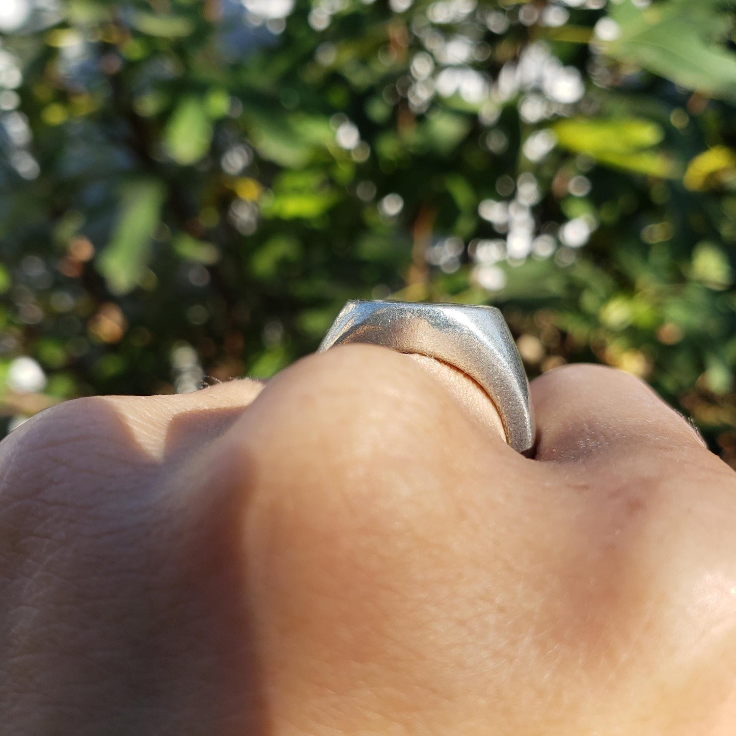 String bow wax seal signet ring