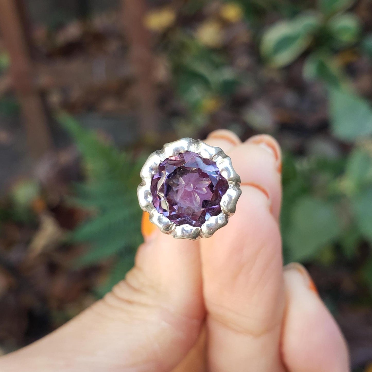 amethyst bow stamp figurine pendant