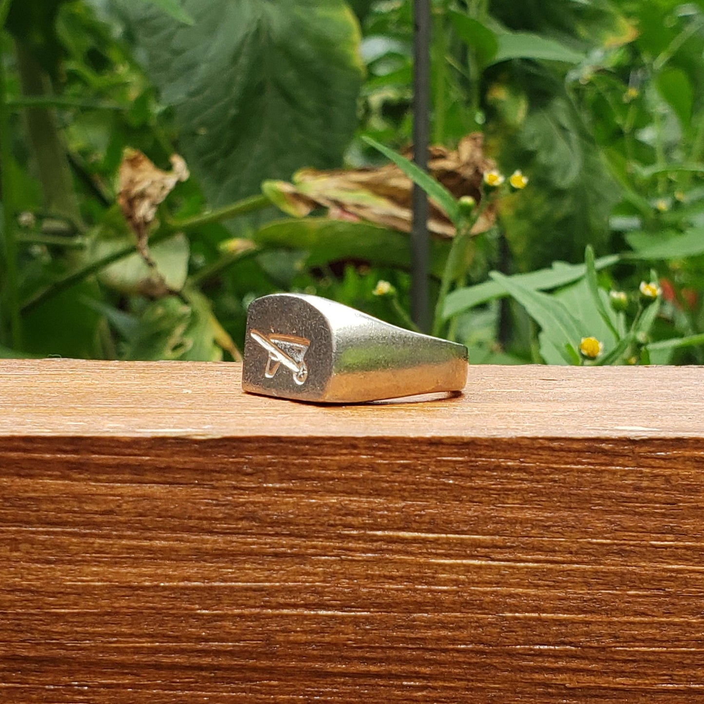 Wheel barrow wax seal signet ring