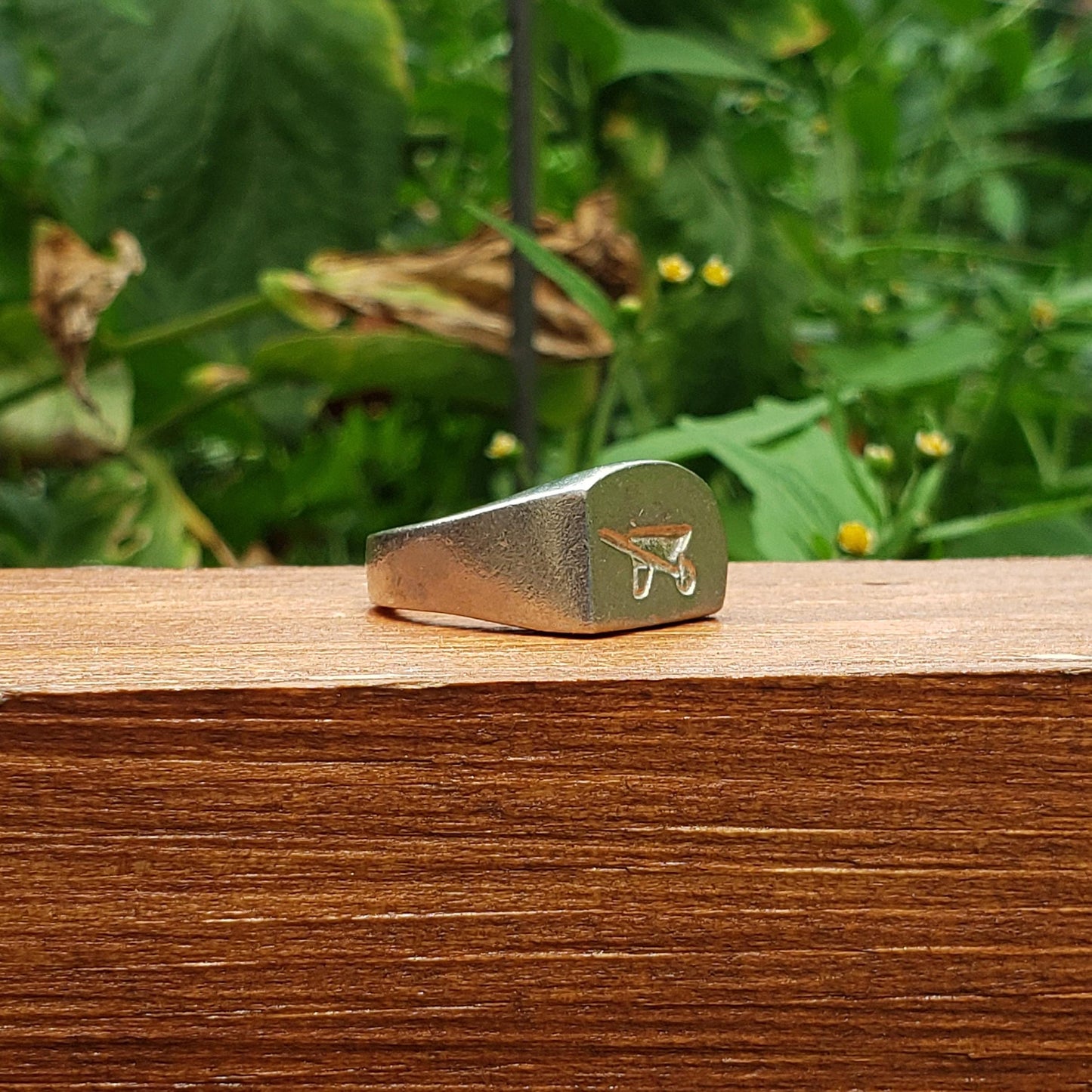 Wheel barrow wax seal signet ring