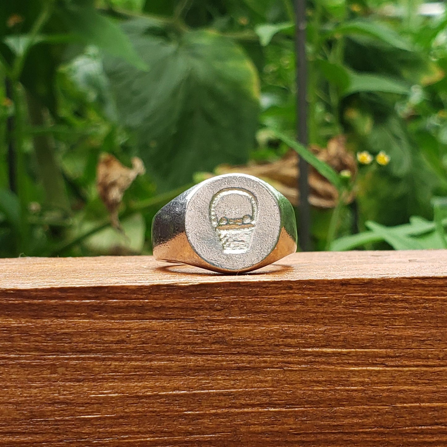 Basket wax seal signet ring