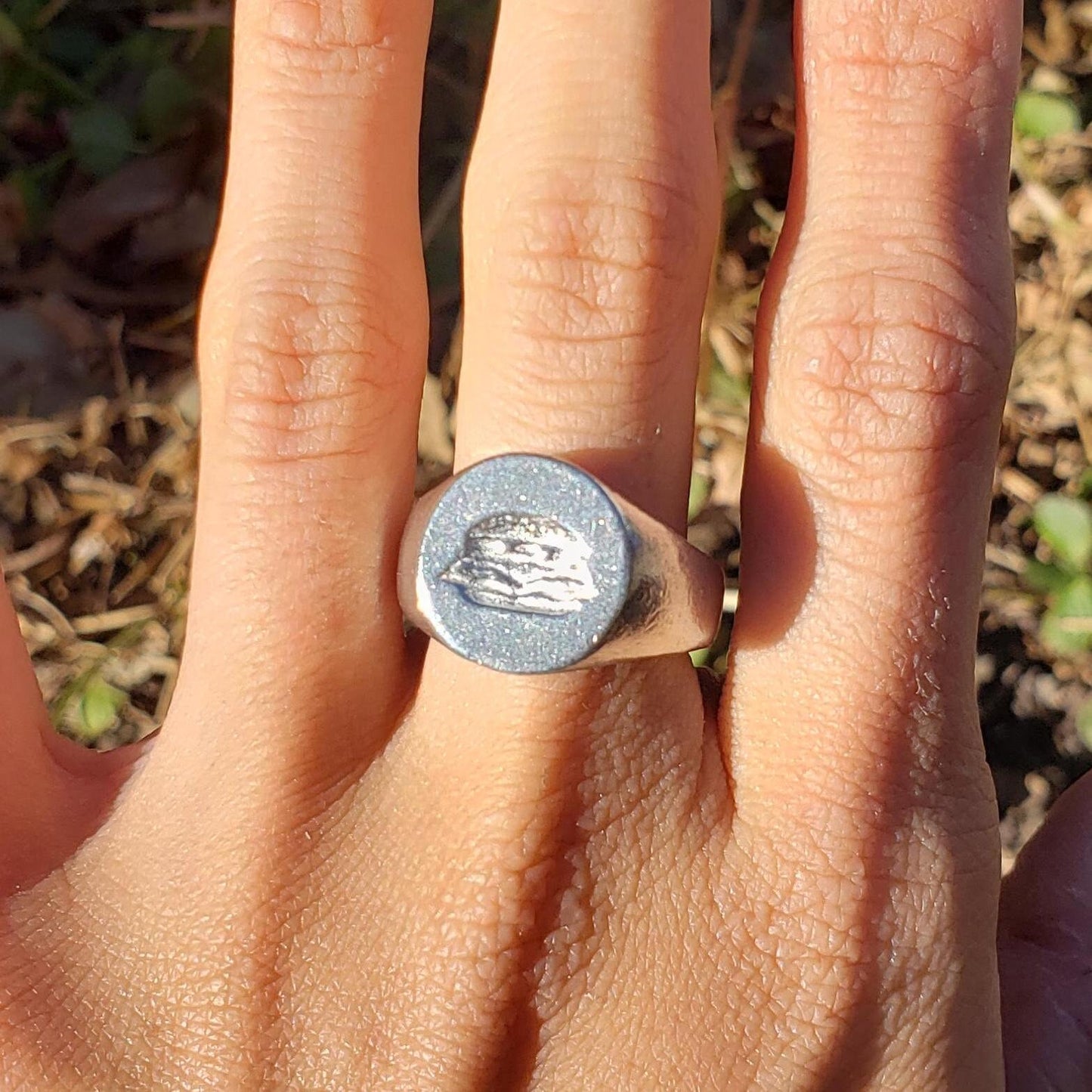 Hamburger wax seal signet ring