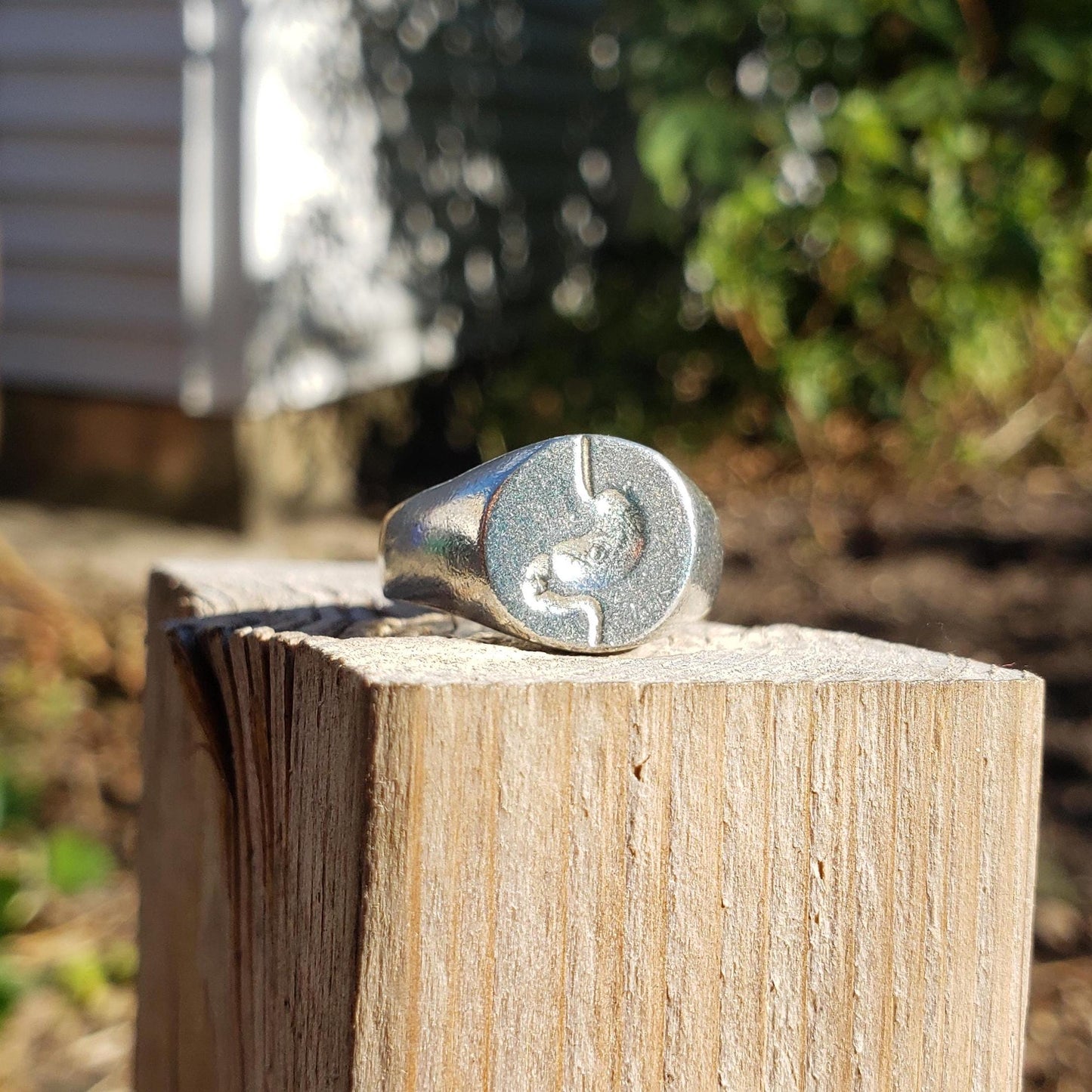 Stomach wax seal signet ring