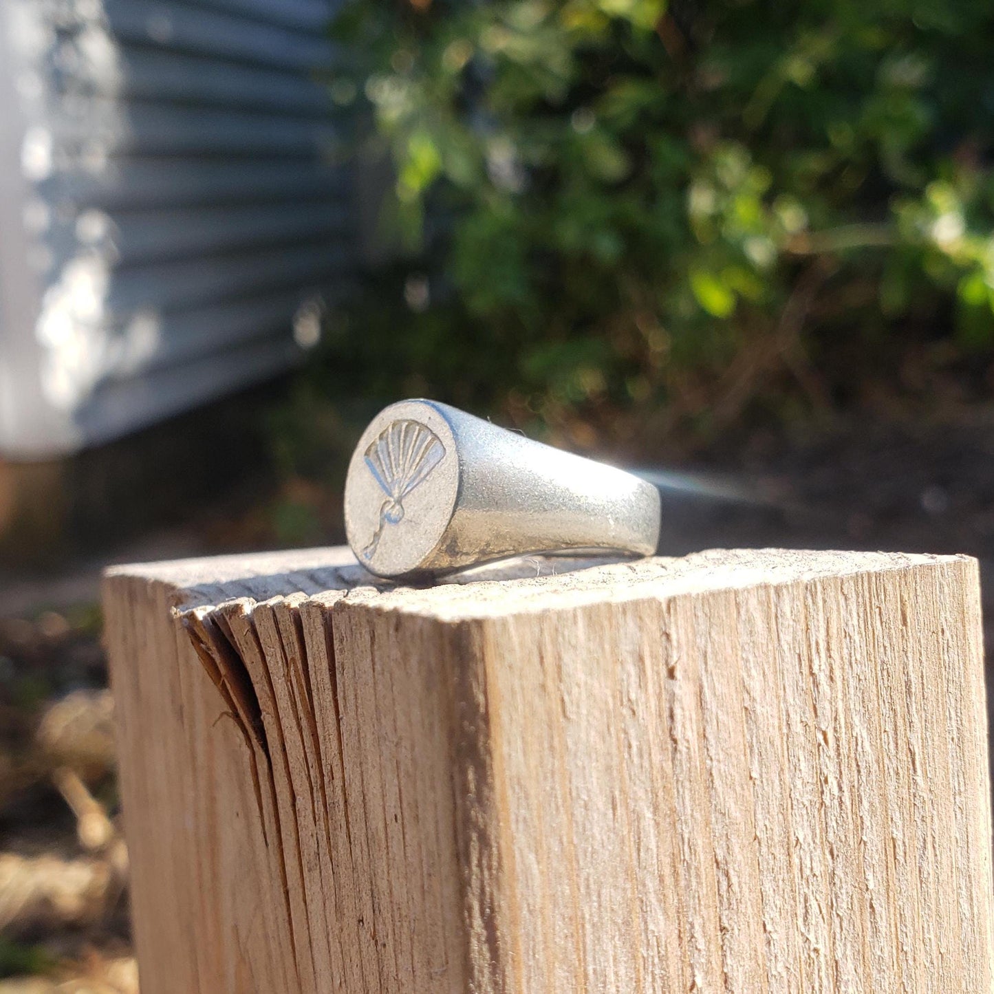Fan wax seal signet ring
