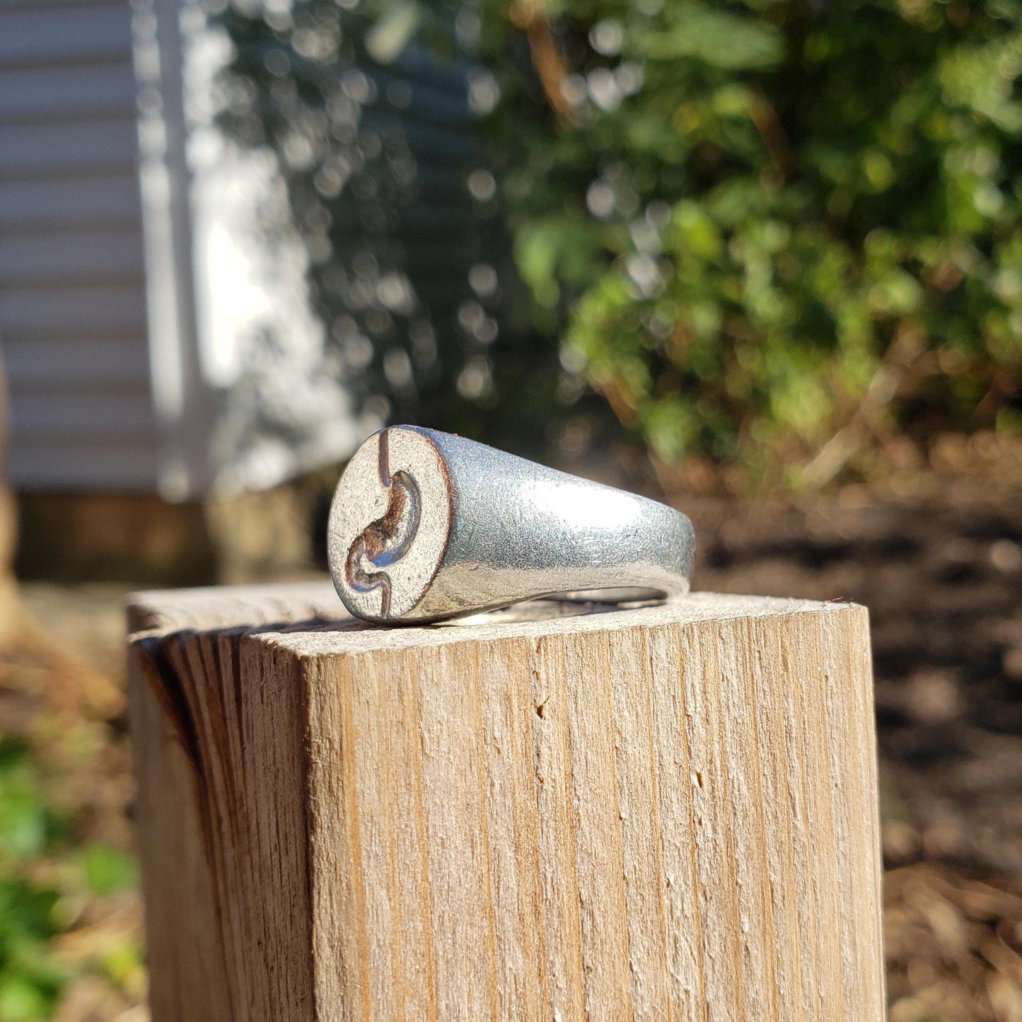 Stomach wax seal signet ring