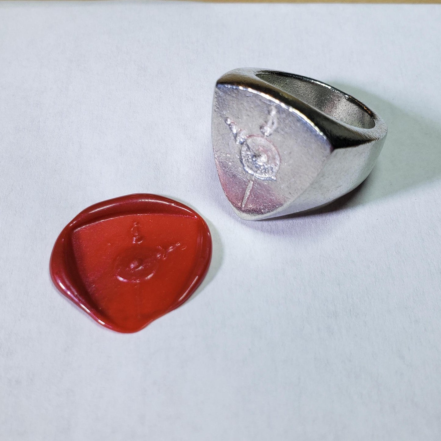 Rapier and buckler wax seal signet ring