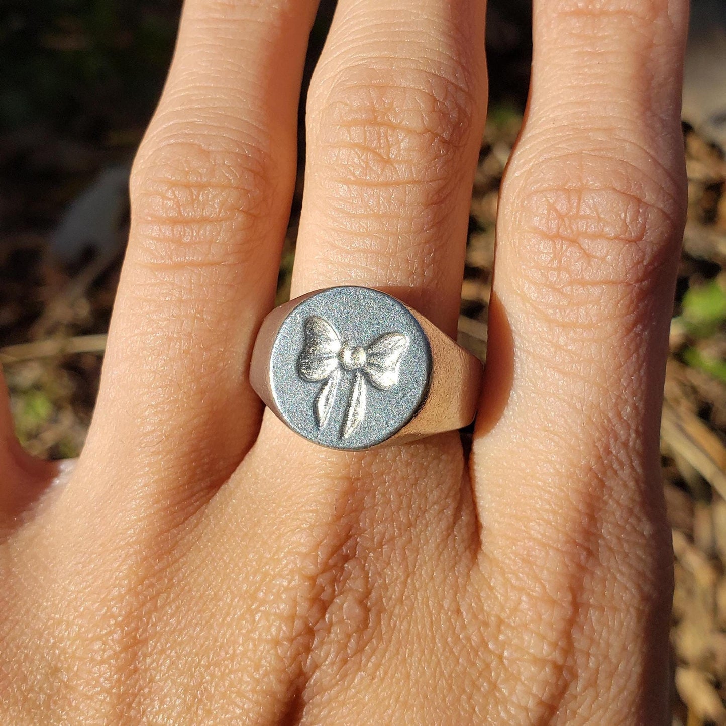 Ribbon bow wax seal signet ring
