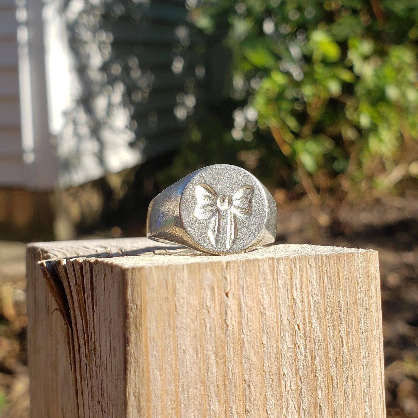 Ribbon bow wax seal signet ring