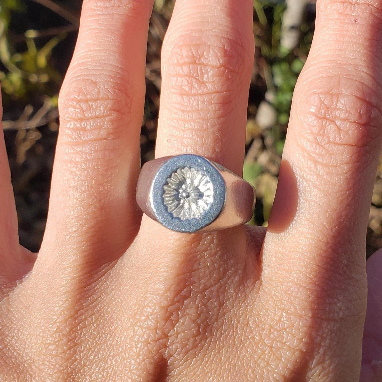 Ring cake wax seal signet ring