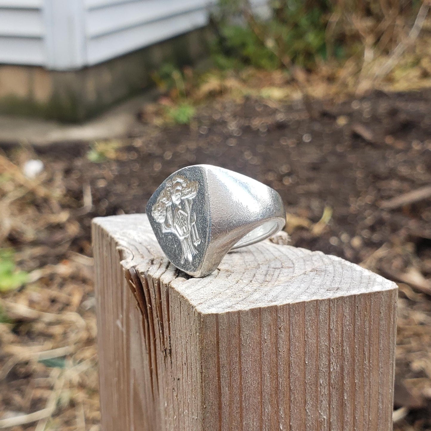 Treehouse wax seal signet ring