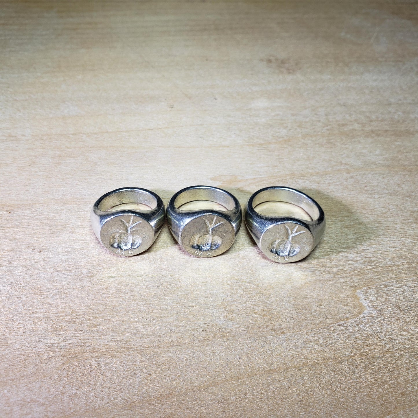 Garlic wax seal signet ring