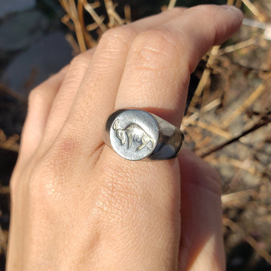 Bull wax seal signet ring