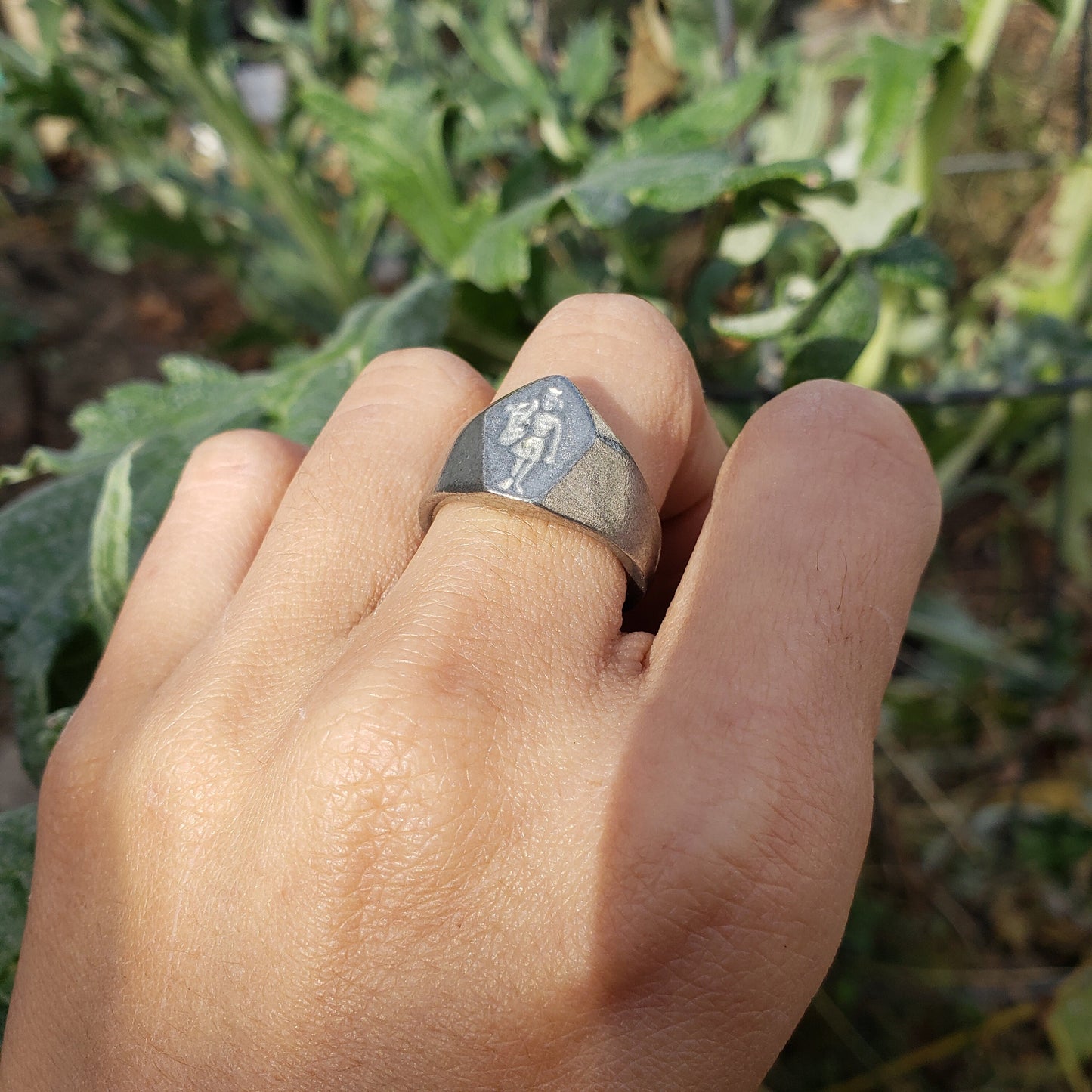 Standing haenyeo wax seal signet ring