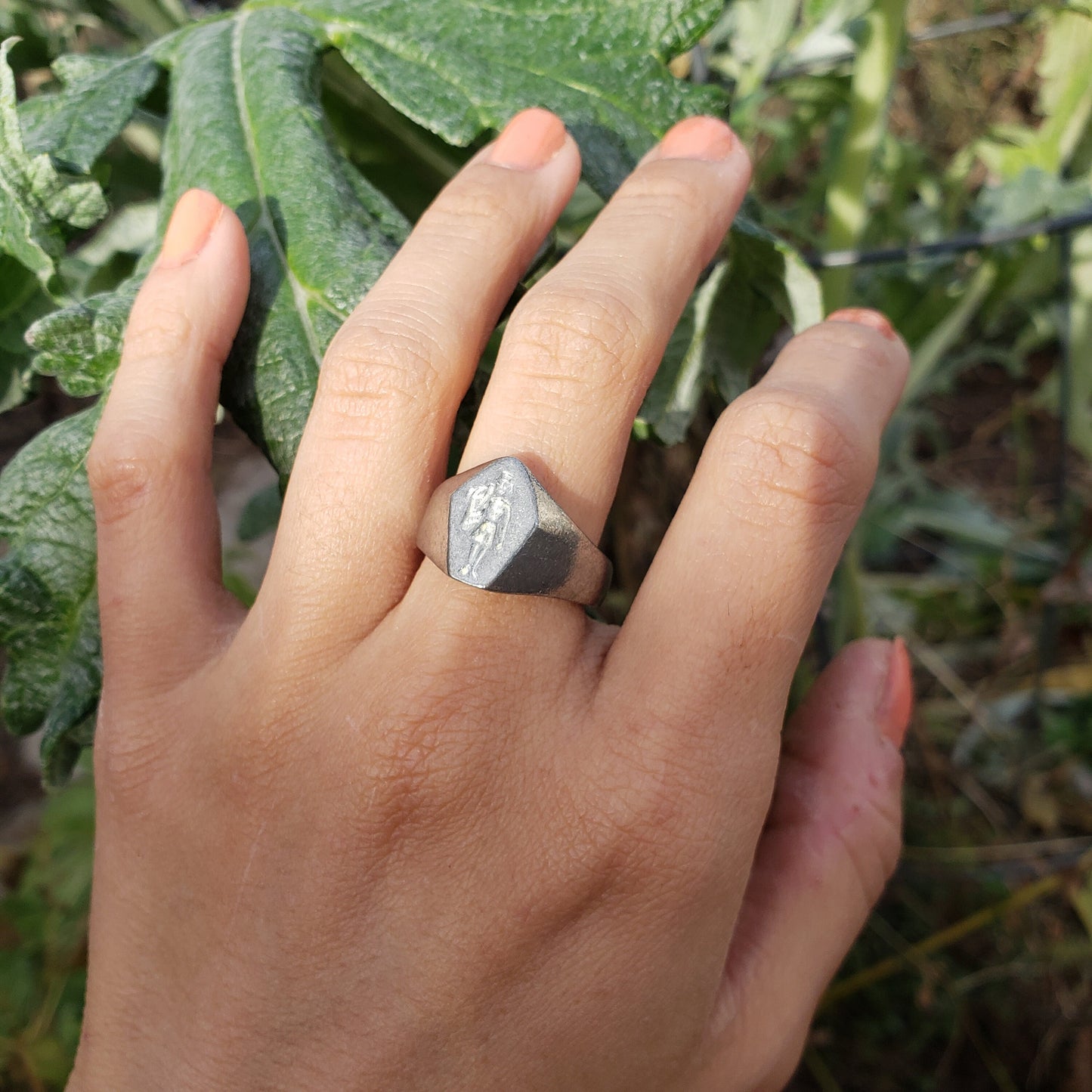 Standing haenyeo wax seal signet ring