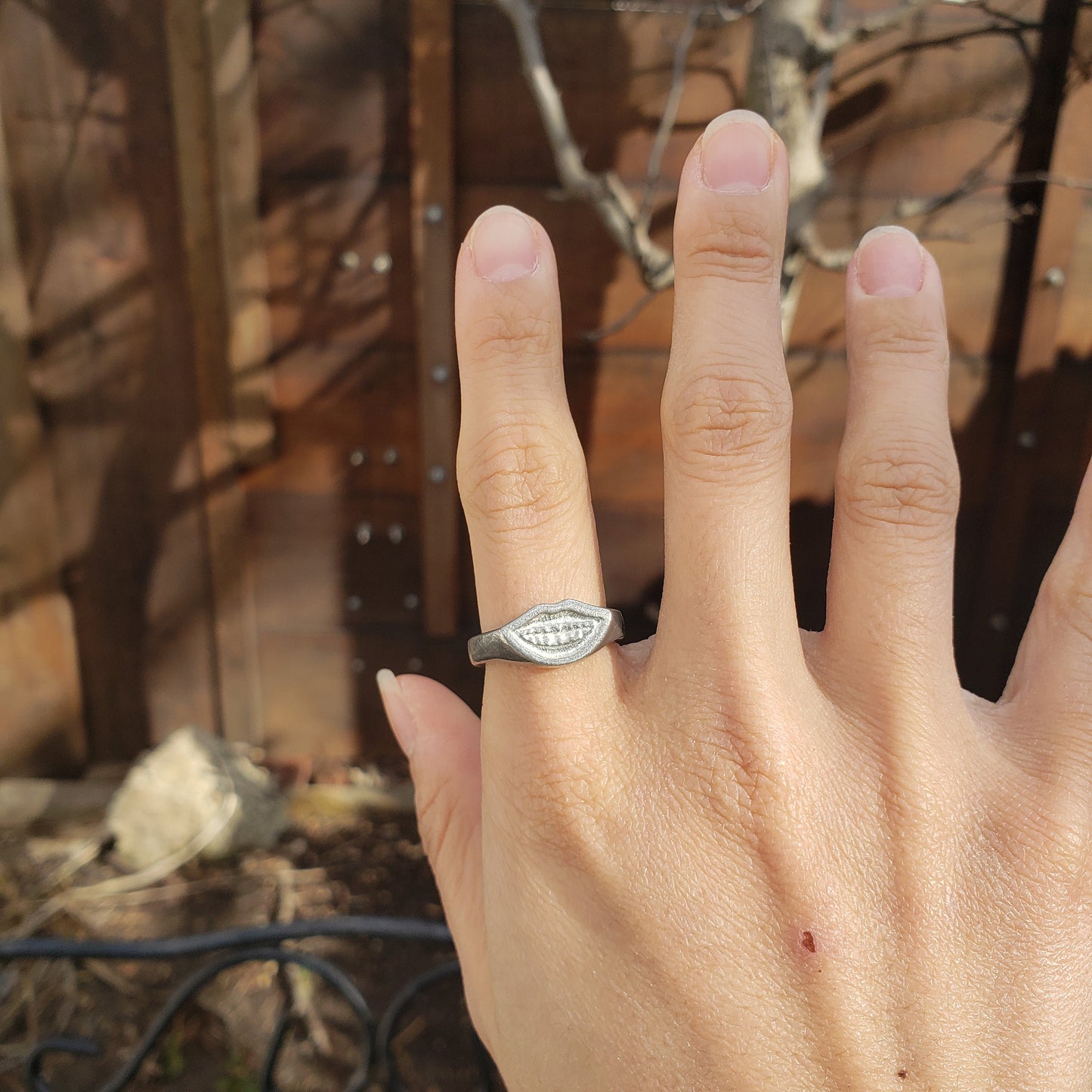 Braces wax seal signet ring