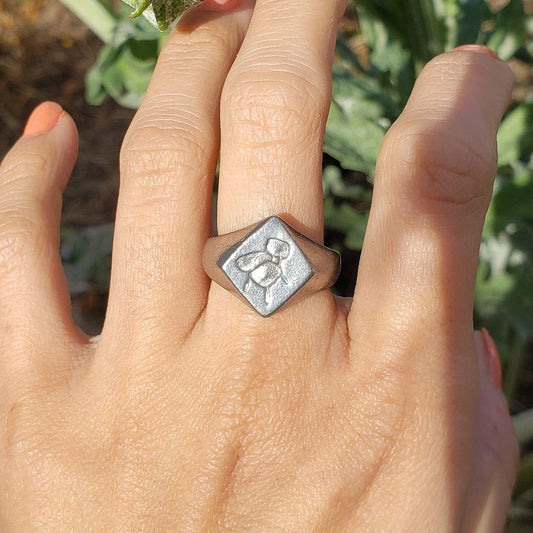 Desk wax seal signet ring