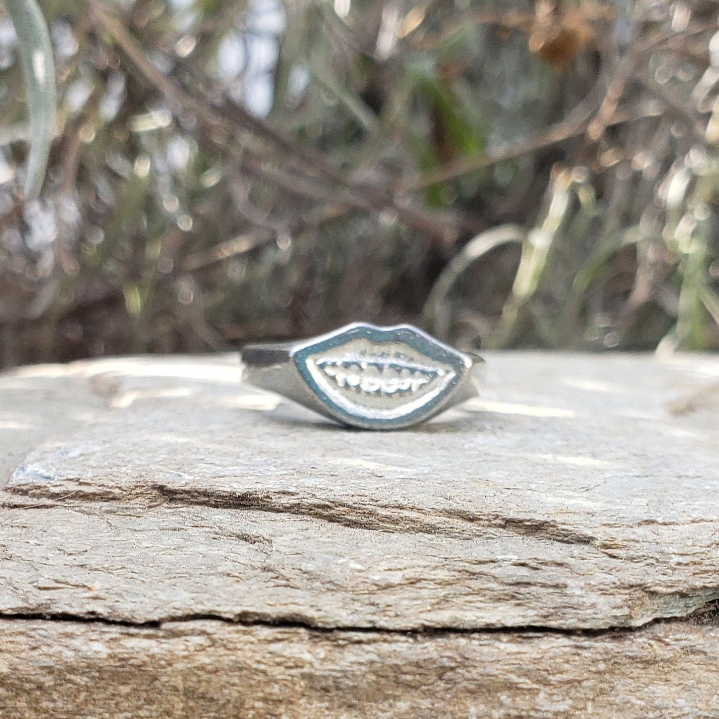 Braces wax seal signet ring