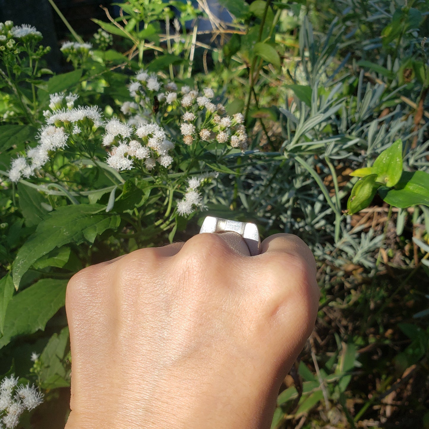 Body letter "A" squatting wax seal signet ring