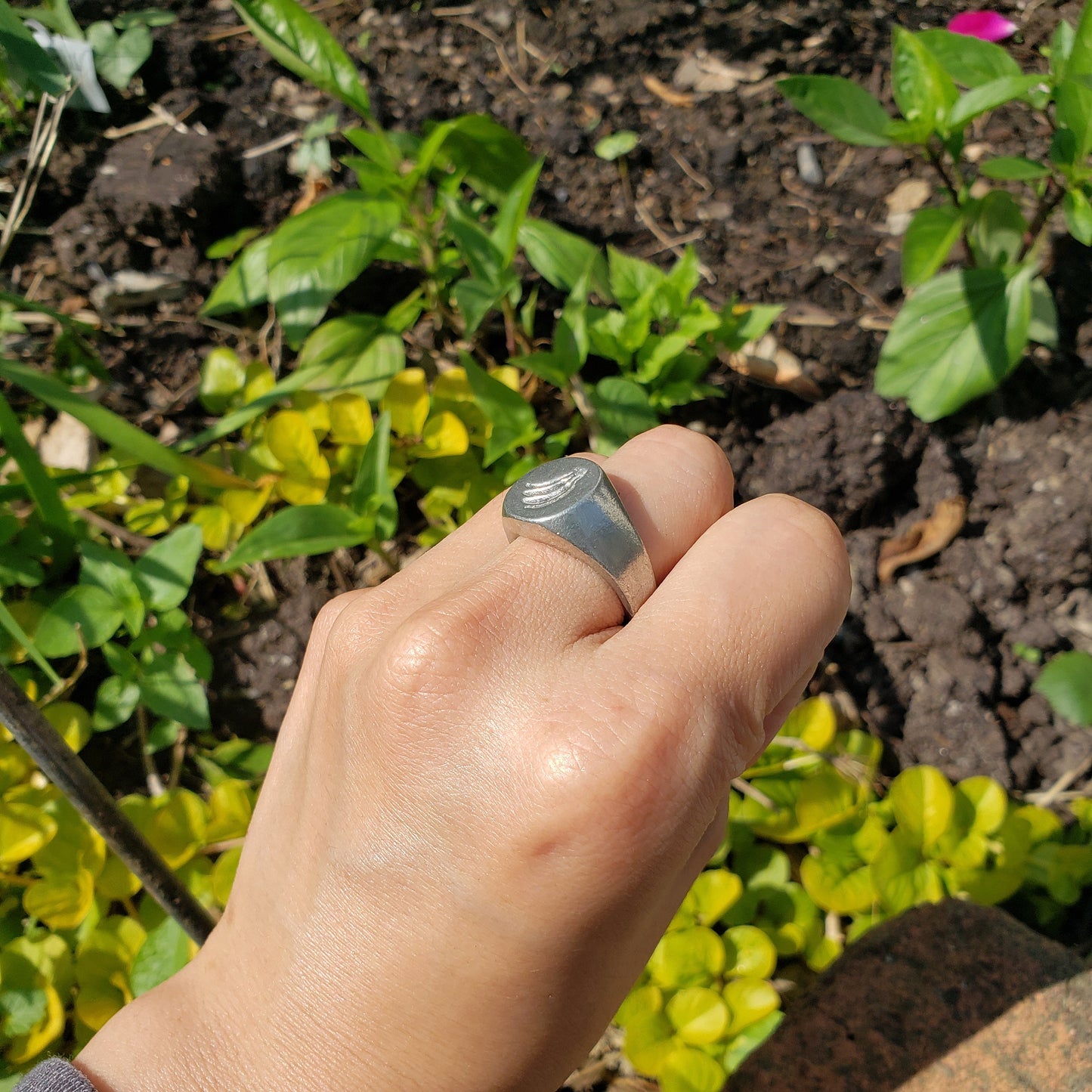 Banana bunch wax seal signet ring