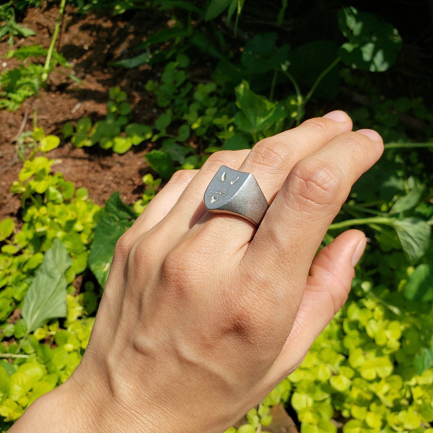 Devil beard wax seal signet ring