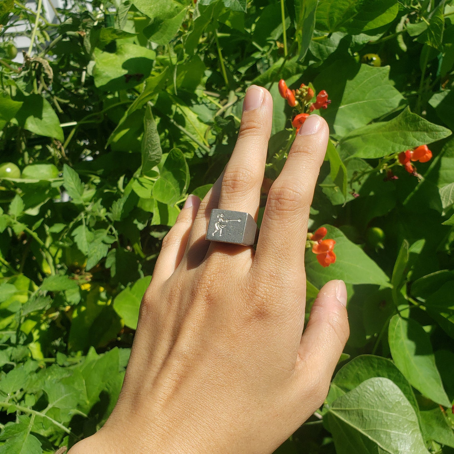 Hammer throw wax seal signet ring