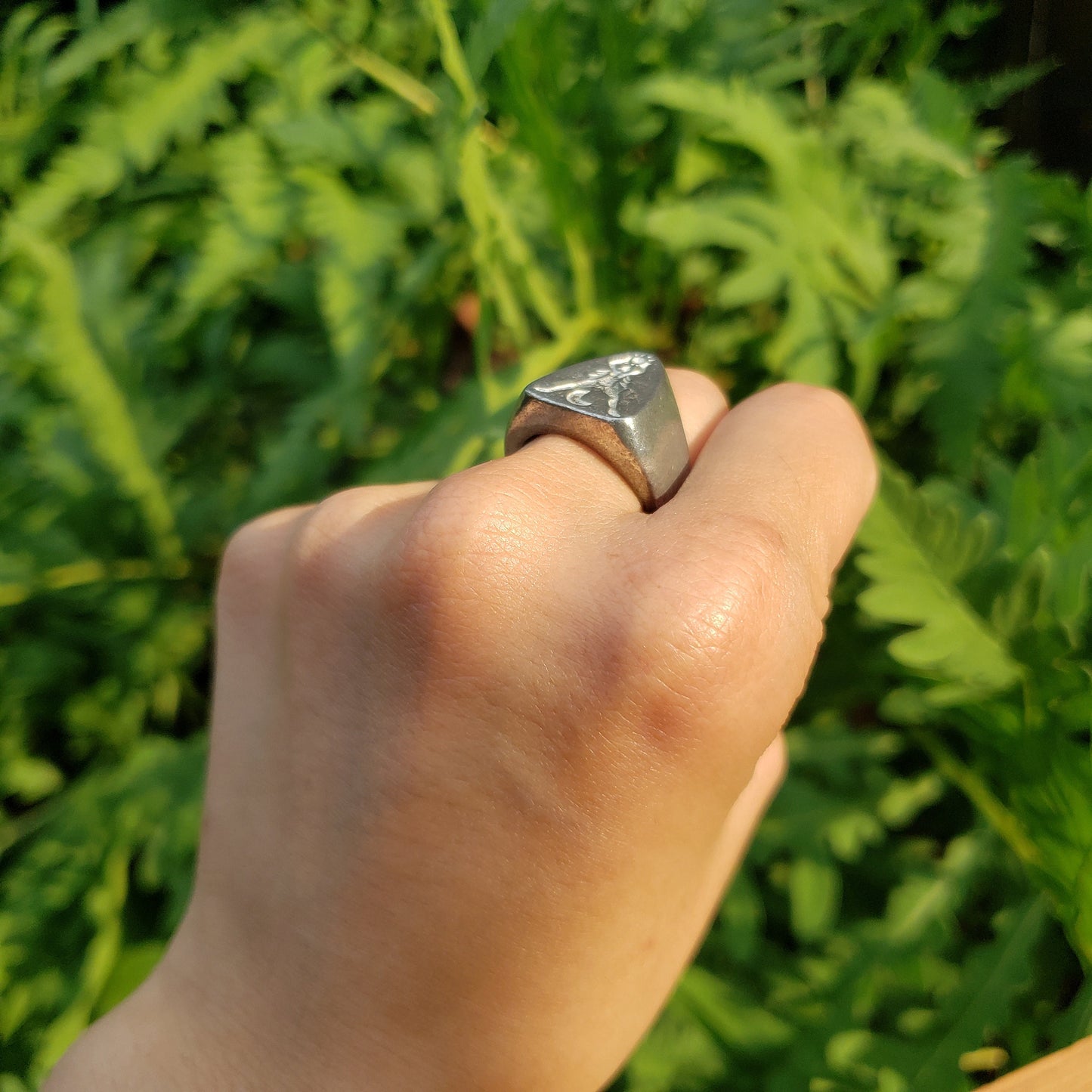 Raising sun wax seal signet ring