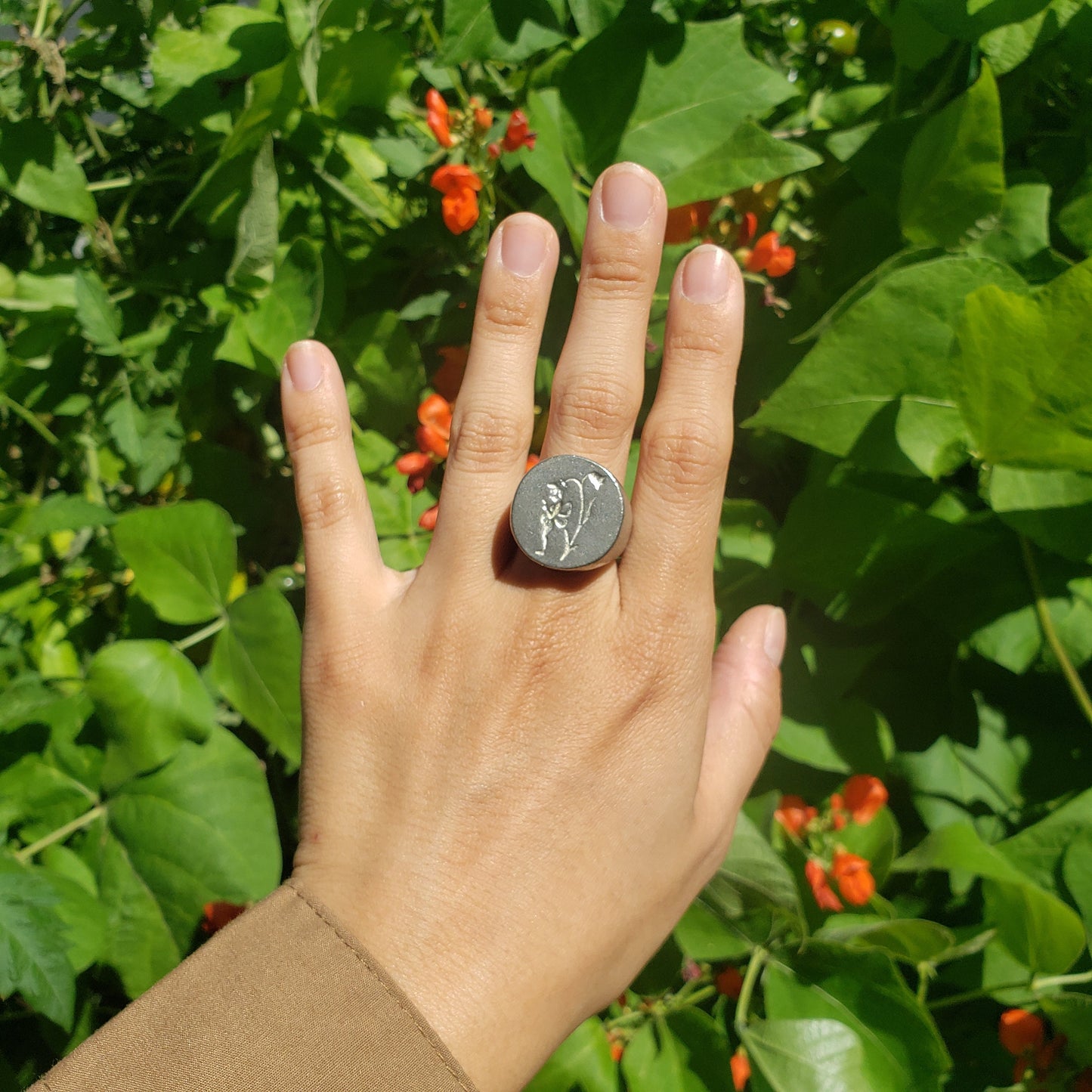 Flower hat fairy wax seal signet ring