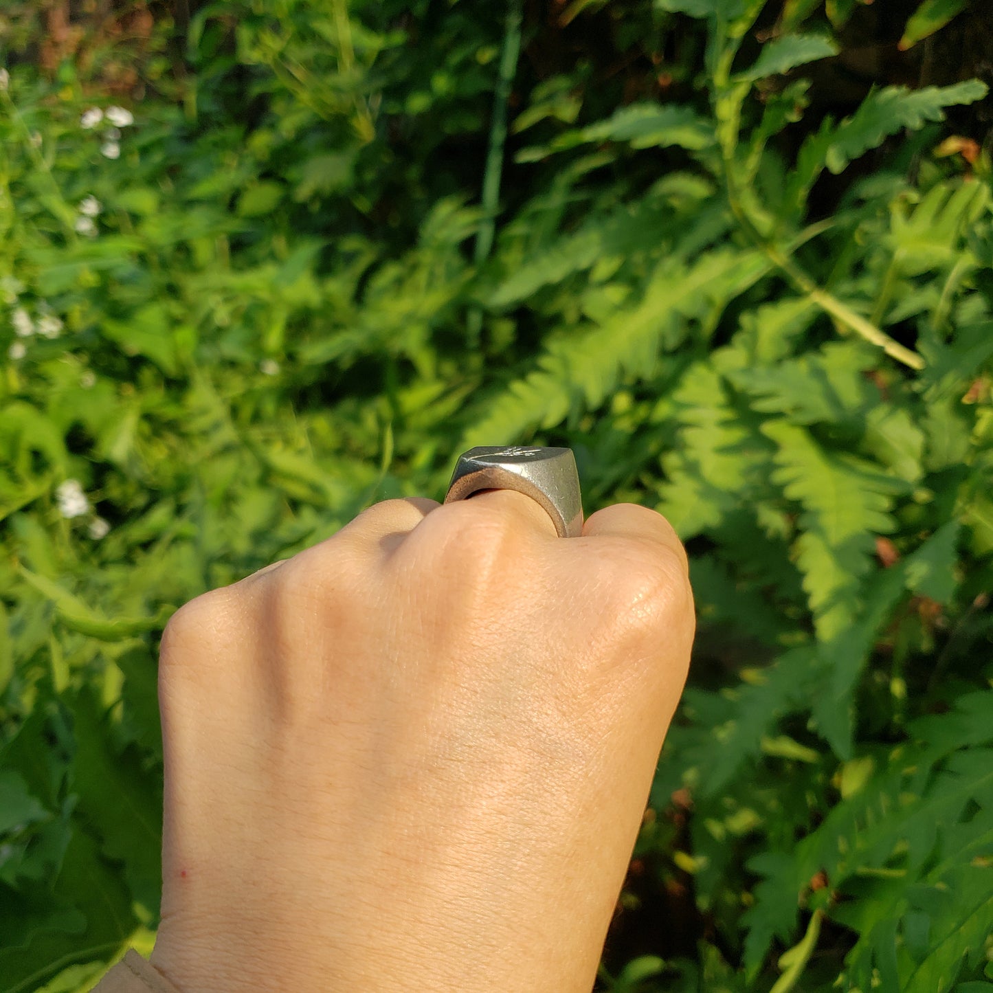 Pole vault wax seal signet ring