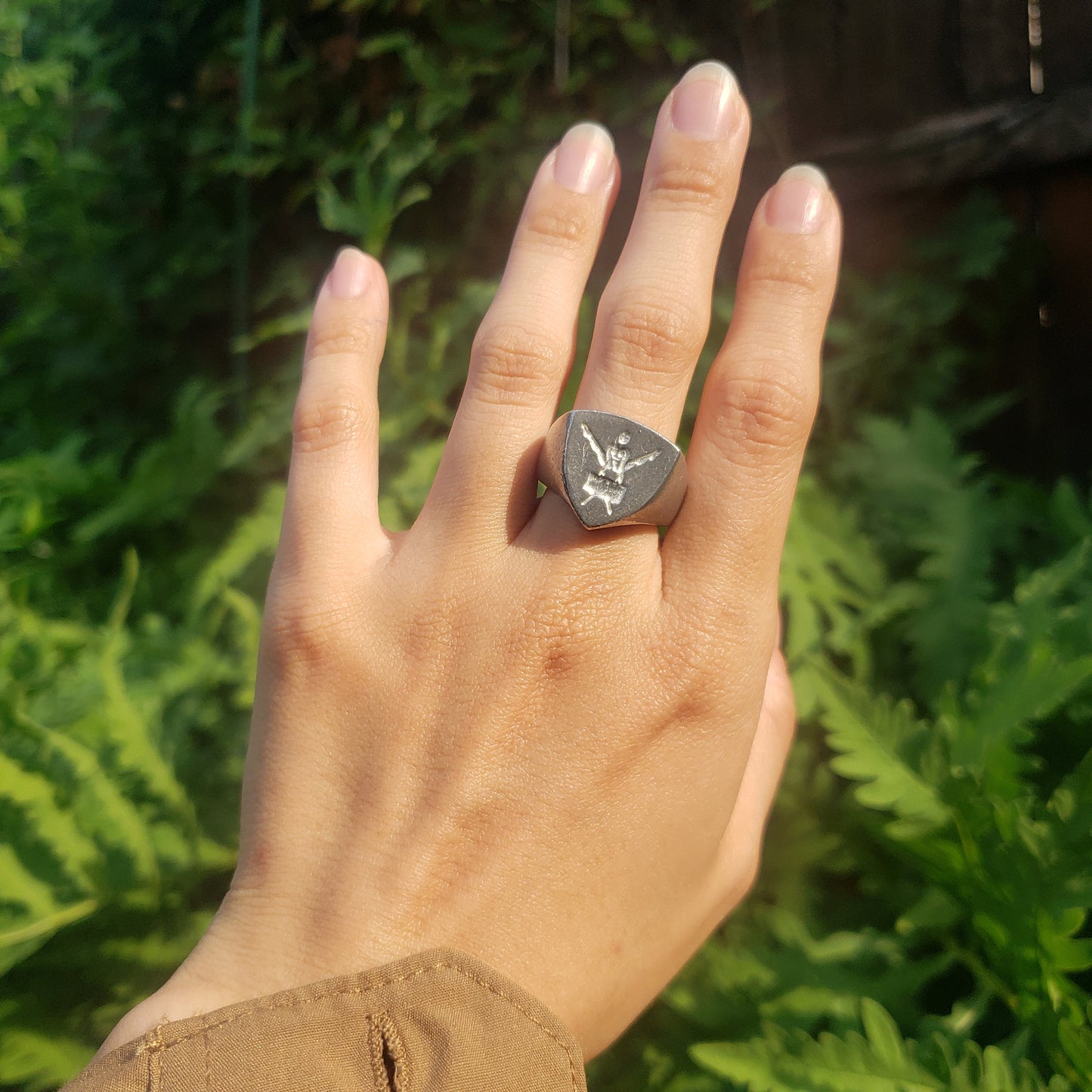 Pommel horse wax seal signet ring