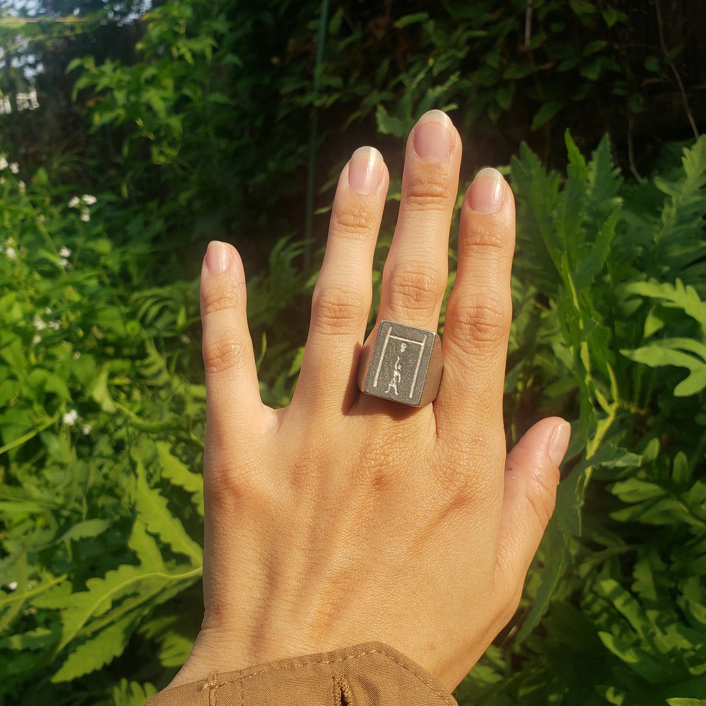 Weight over bar wax seal signet ring