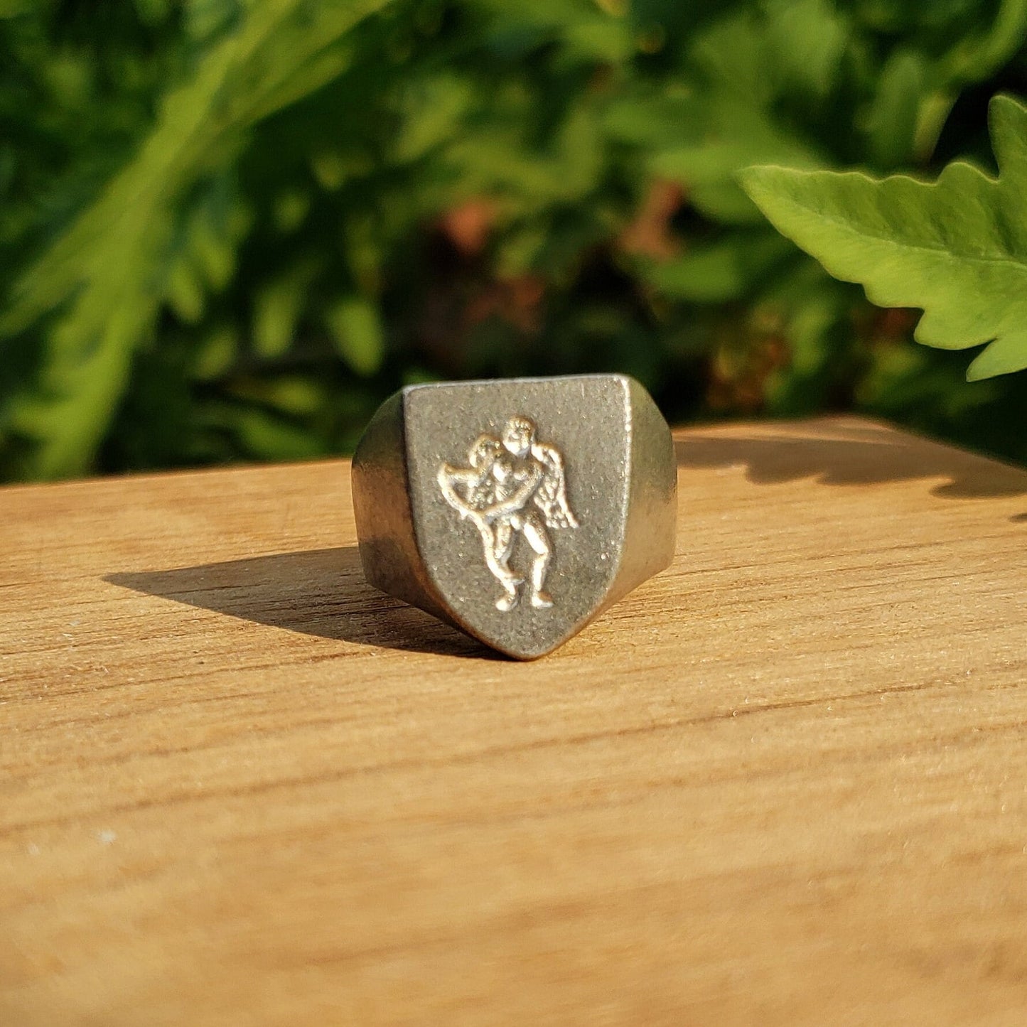 Eros bending his bow wax seal signet ring