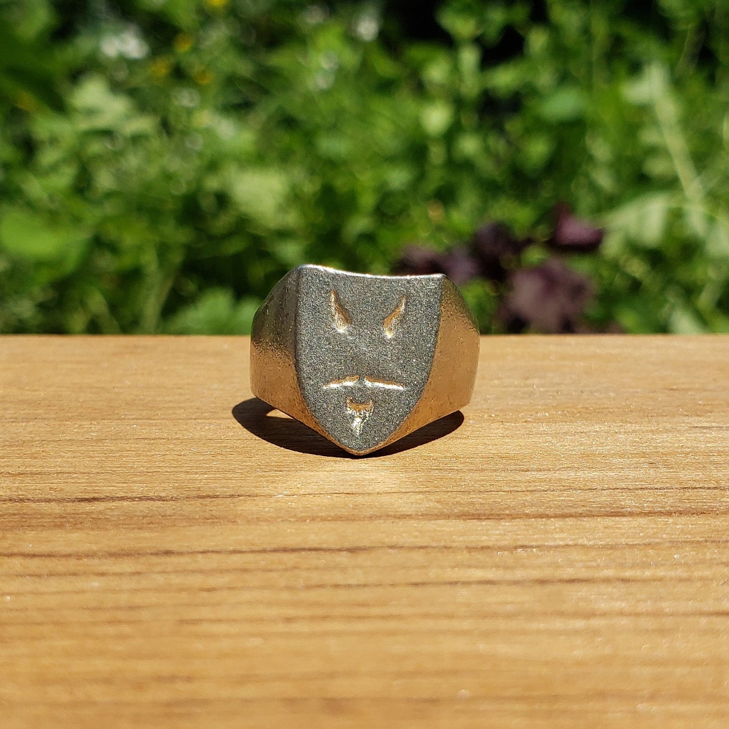 Devil beard wax seal signet ring