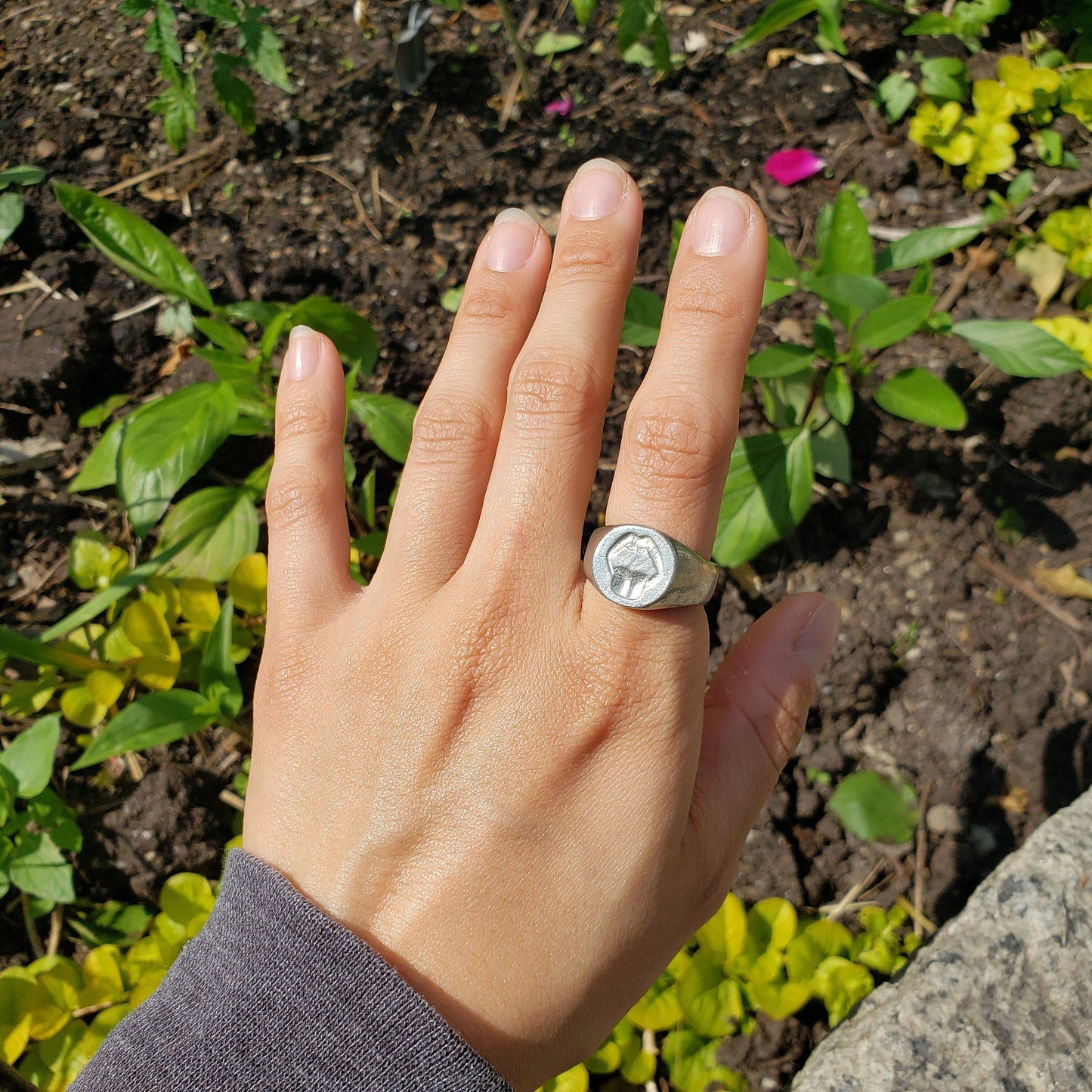 Hungry mouth wax seal signet ring