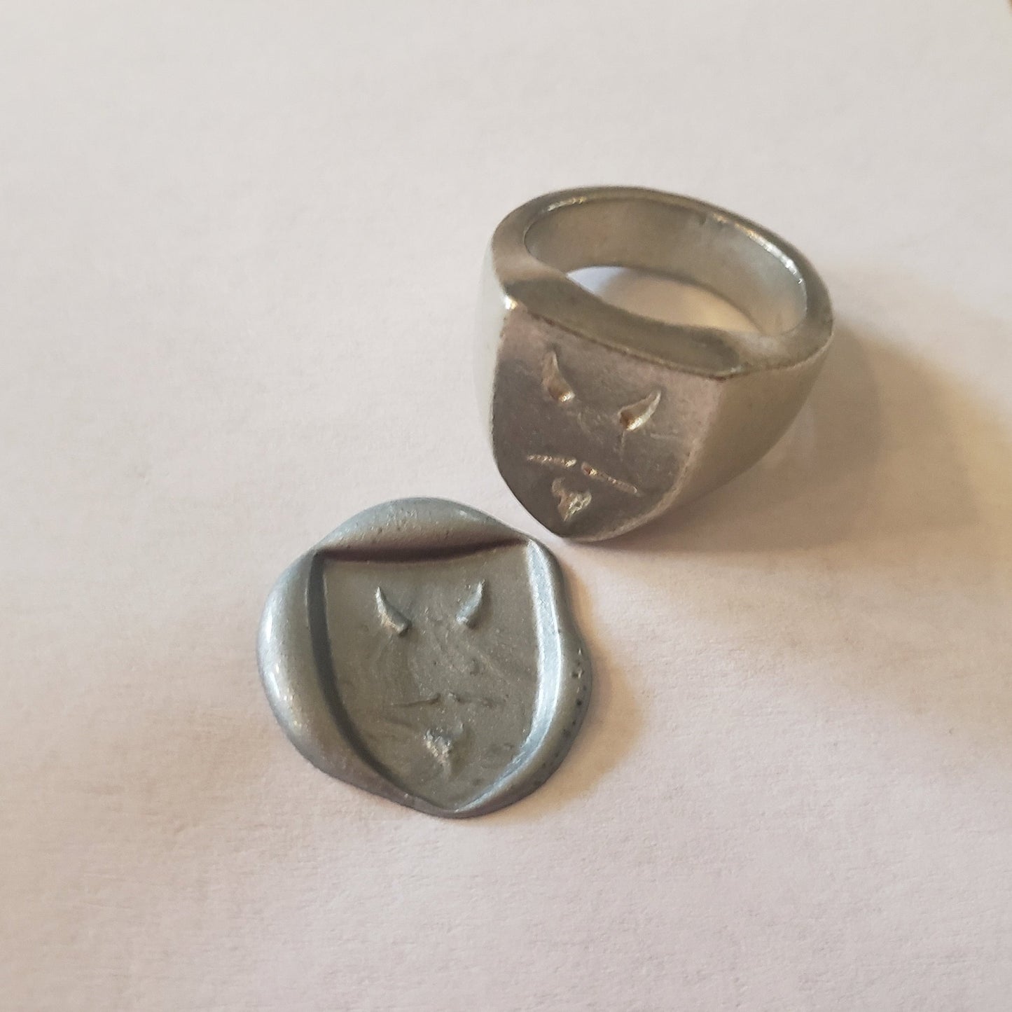 Devil beard wax seal signet ring