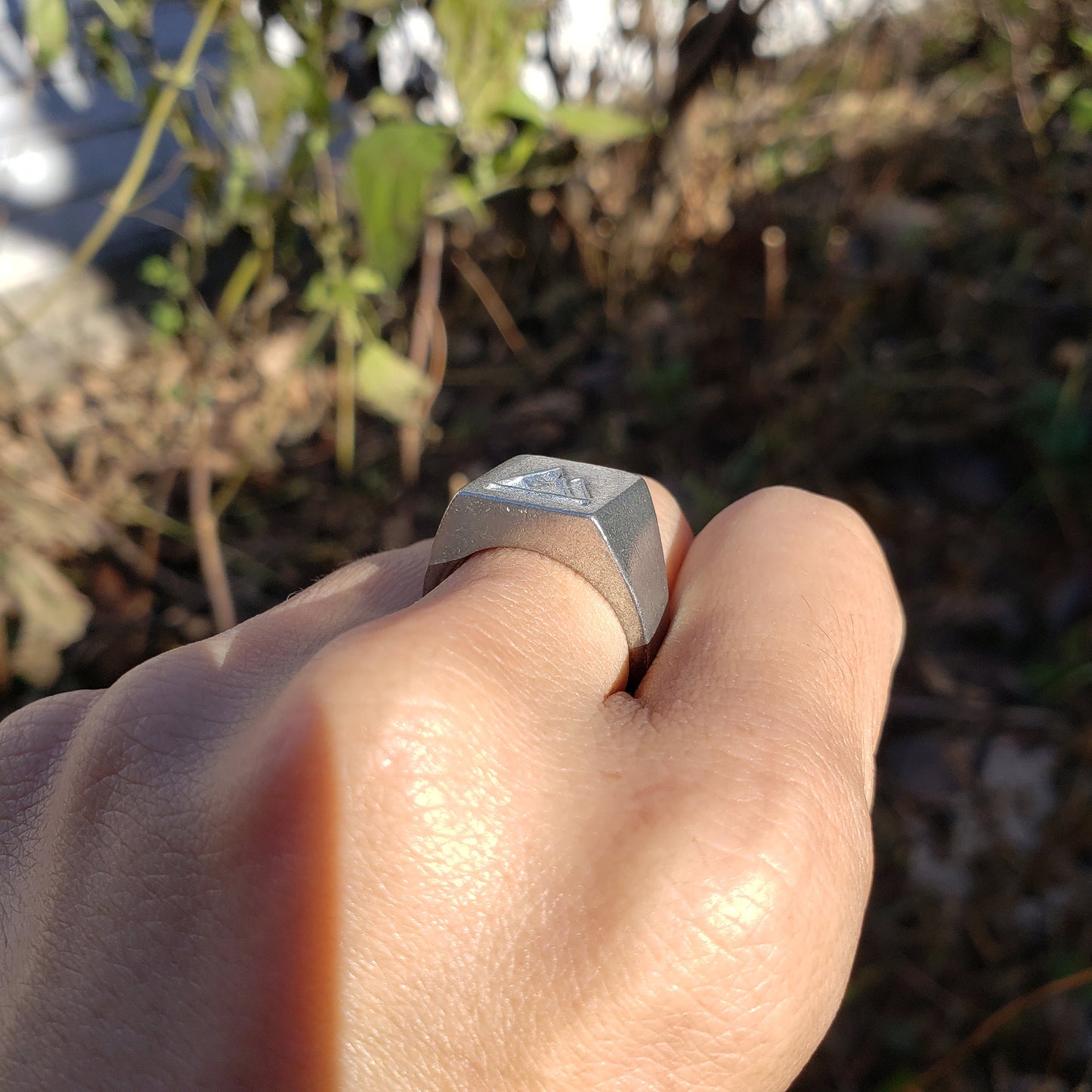 Earth mountain wax seal signet ring