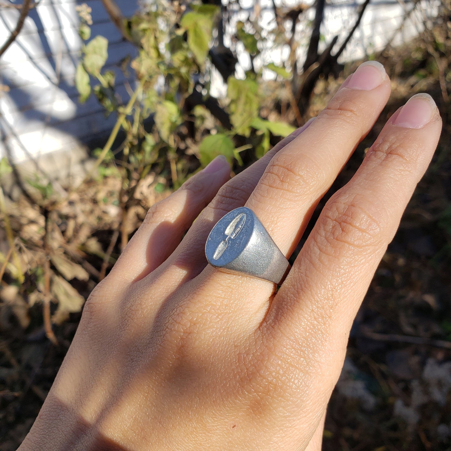 Trowel wax seal signet ring