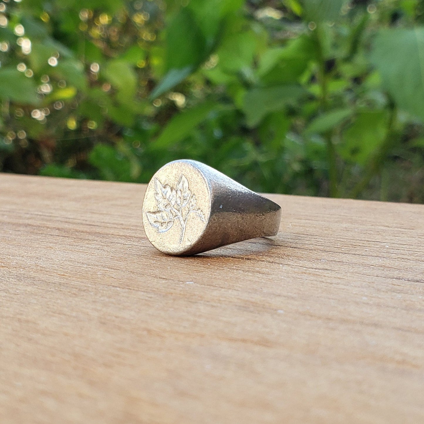 Poison ivy wax seal signet ring