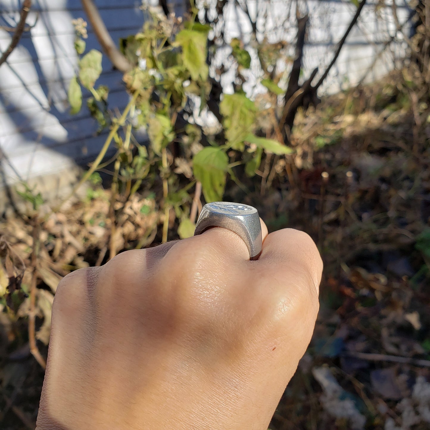 Blowing wax seal signet ring