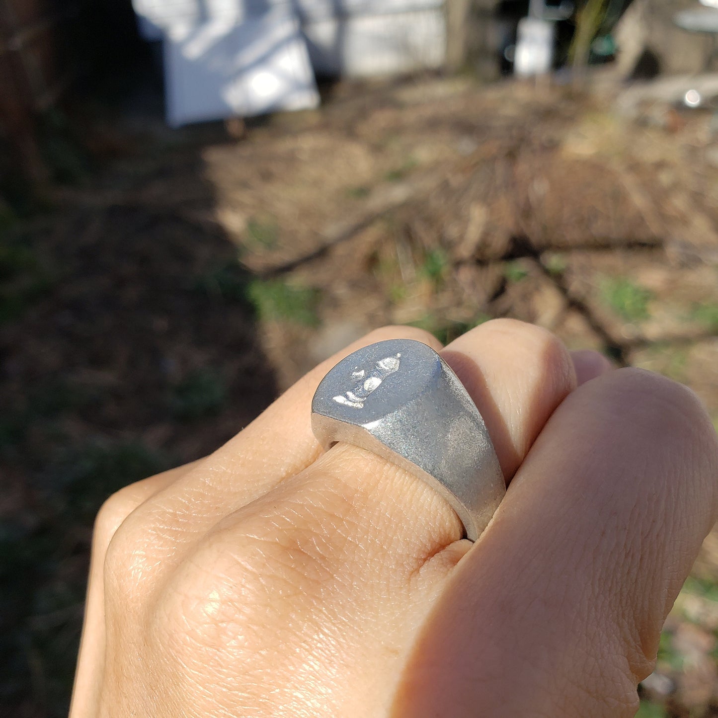 Fire hydrant wax seal signet ring