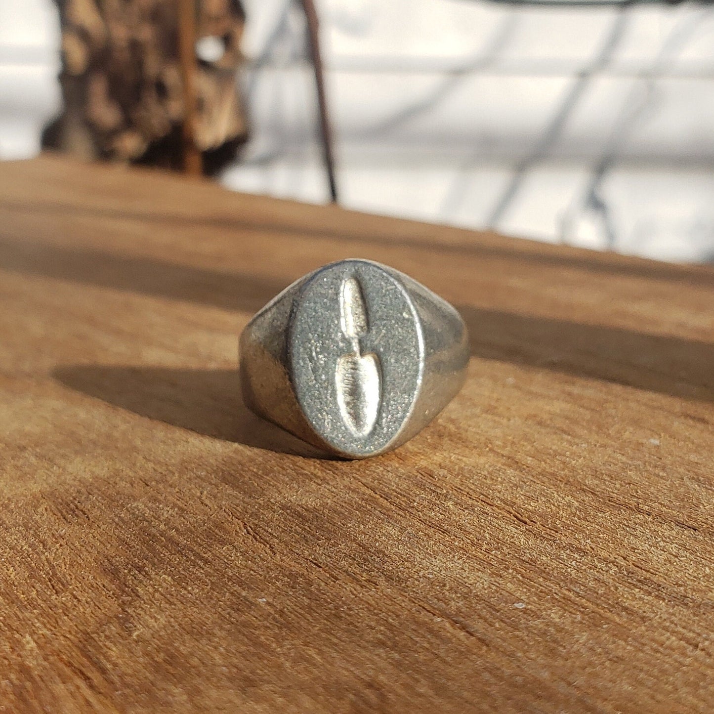 Trowel wax seal signet ring