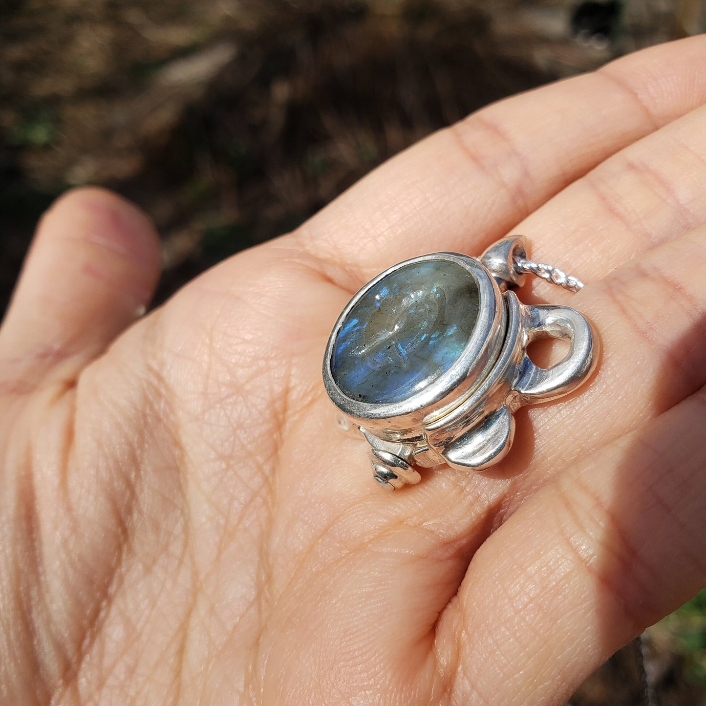 Labradorite pretzel pendant